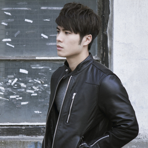 国产高三清纯女学生让
